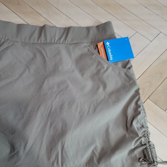 Columbia Active Wear Pull-On Omni Shade Tan Skort Size Small - Picture 6 of 12